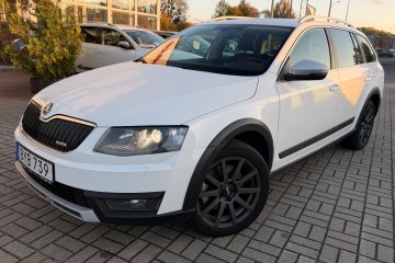 Scout Automat DSG 4x4 kamera Alcantara WEBASTO