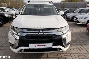 Mitsubishi Outlander 2.4 4WD Diamant+